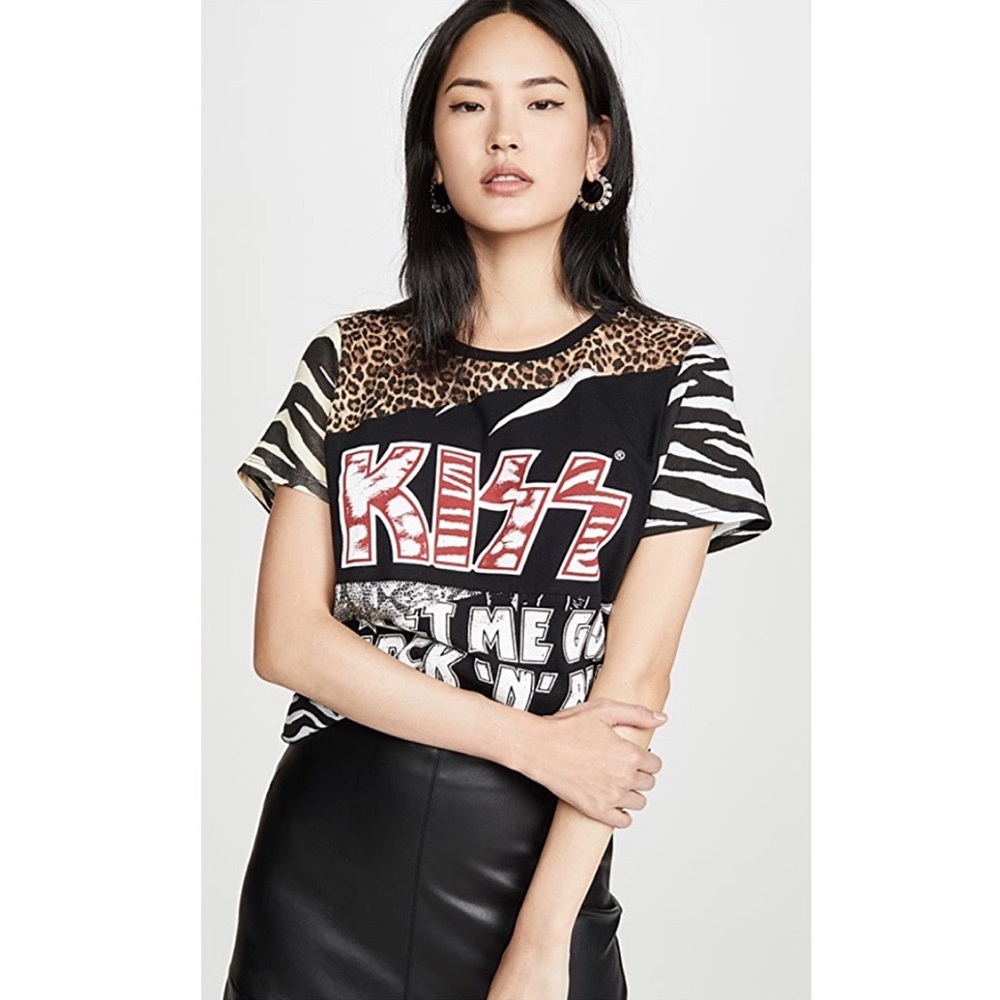 Alice + Olivia Kiss Patchwork Graphic Tee - Picture 2 of 14